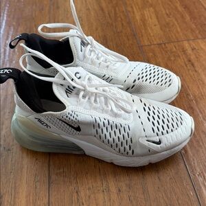 Girls Nike Air Max 270 White and Black Sneakers